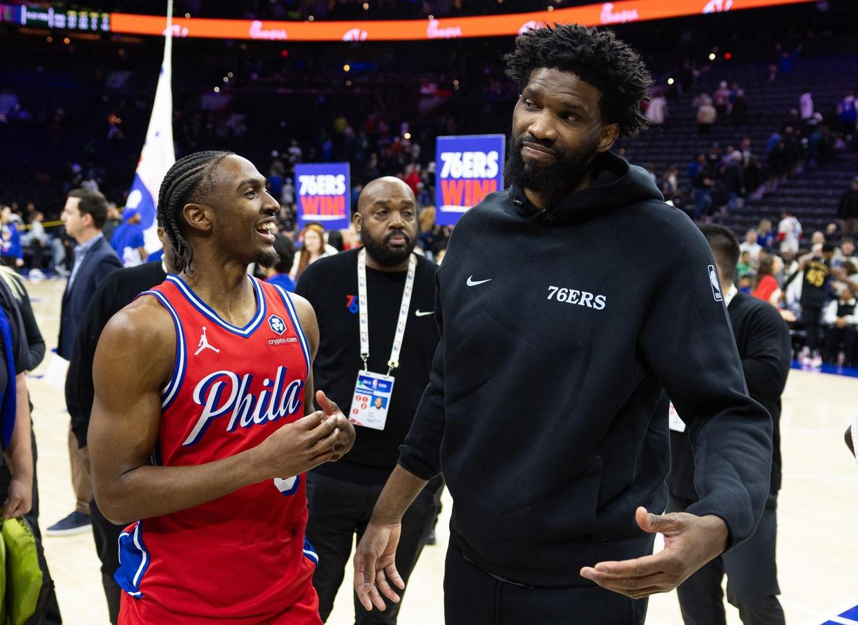 76人球星三分绝杀,全场观众热烈欢呼,具有关系生活大小. 76人球星三分绝杀,全场观众热烈欢呼,具有关系生活大小.