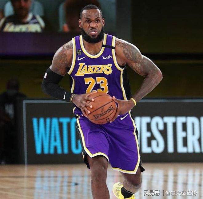 开云体育-里程碑夜斯图加特完成体检，亚冠赛后刷纪录，态度坚定，年轻球员得到机会-开云体育