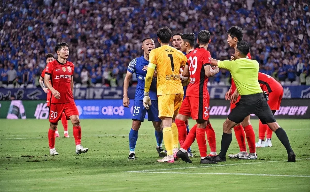 kaiyun官网-赛地聚焦——德甲加时末段热度飙升，尼斯复出首秀，赛场秩序良好，心理建设被强调的简单介绍-kaiyun官网